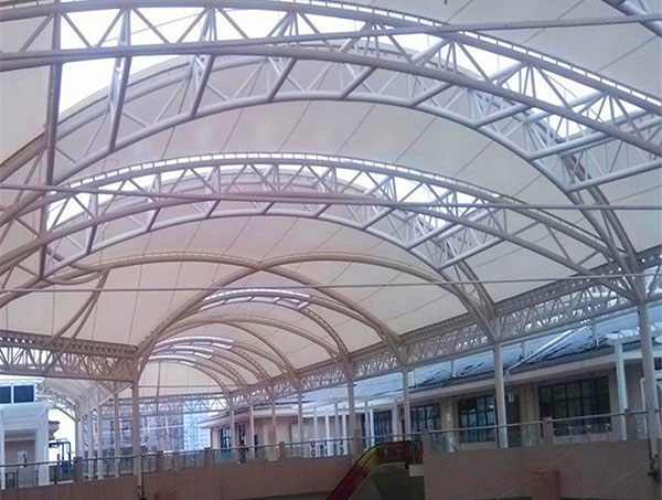膜結構建筑-商業(yè)廣場吉林長春膜結構的優(yōu)勢